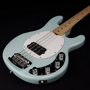 Ernie Ball Musicman Music Man Stingray 4 Powder Blue Maple Neck Bass w/case