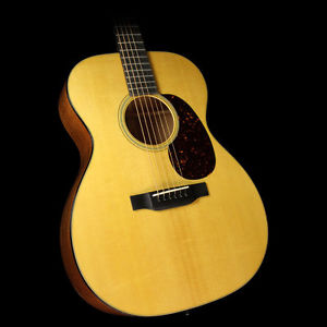 Martin 000-18 Acoustic Guitar w/ Ebony Fretboard Natural