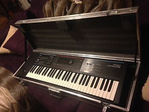 Roland JUNO-DS61 61-key Synthesizer NEW With Hard Case. Free U.S. Shipping!!!