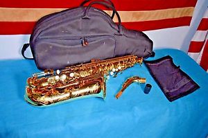 SELMER Paris Super Action 80 Series II Alto Saxophone SA80II