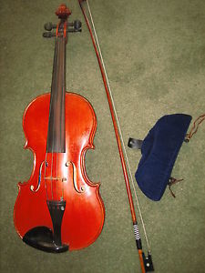 VOGTLANDSPERLE violin.East German.Pre-War.Good condition.