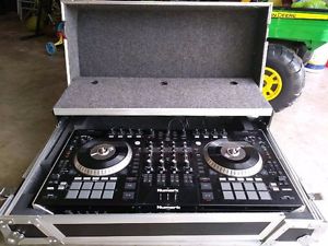 Numark NS7II Digital DJ Controller
