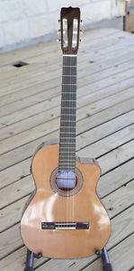 Ramirez R1 CWE Fishman Prefix Pro Blend Preamp Classical Acoustic Guitar