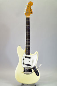 Fender 1974 Mustang Used  w/ Gigbag