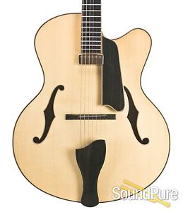 Eastman AR910CE-BD Blonde 17" Archtop #14650176