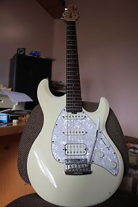 Musicman Silhouette Special