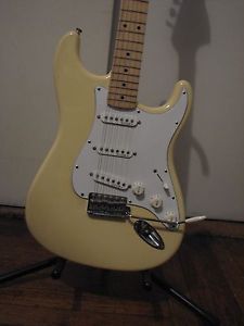 USA Classic Series 70s Style Stratocaster Maple Neck, Kinman Noiseless Pickups