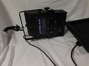 Altman UV-705 400 Watt Blacklight  w StagePin, Bracket and C-Clamp