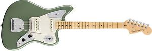 Fender American Pro Jaguar - Maple Fingerboard - Antique Olive