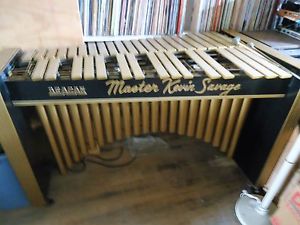 Vintage Deagan Vibraharp #1100 made in Chicago Black & Gold Stage Gear MUST SEE