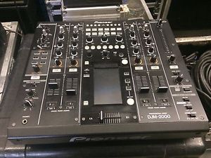 Pioneer DJM2000 Mixer