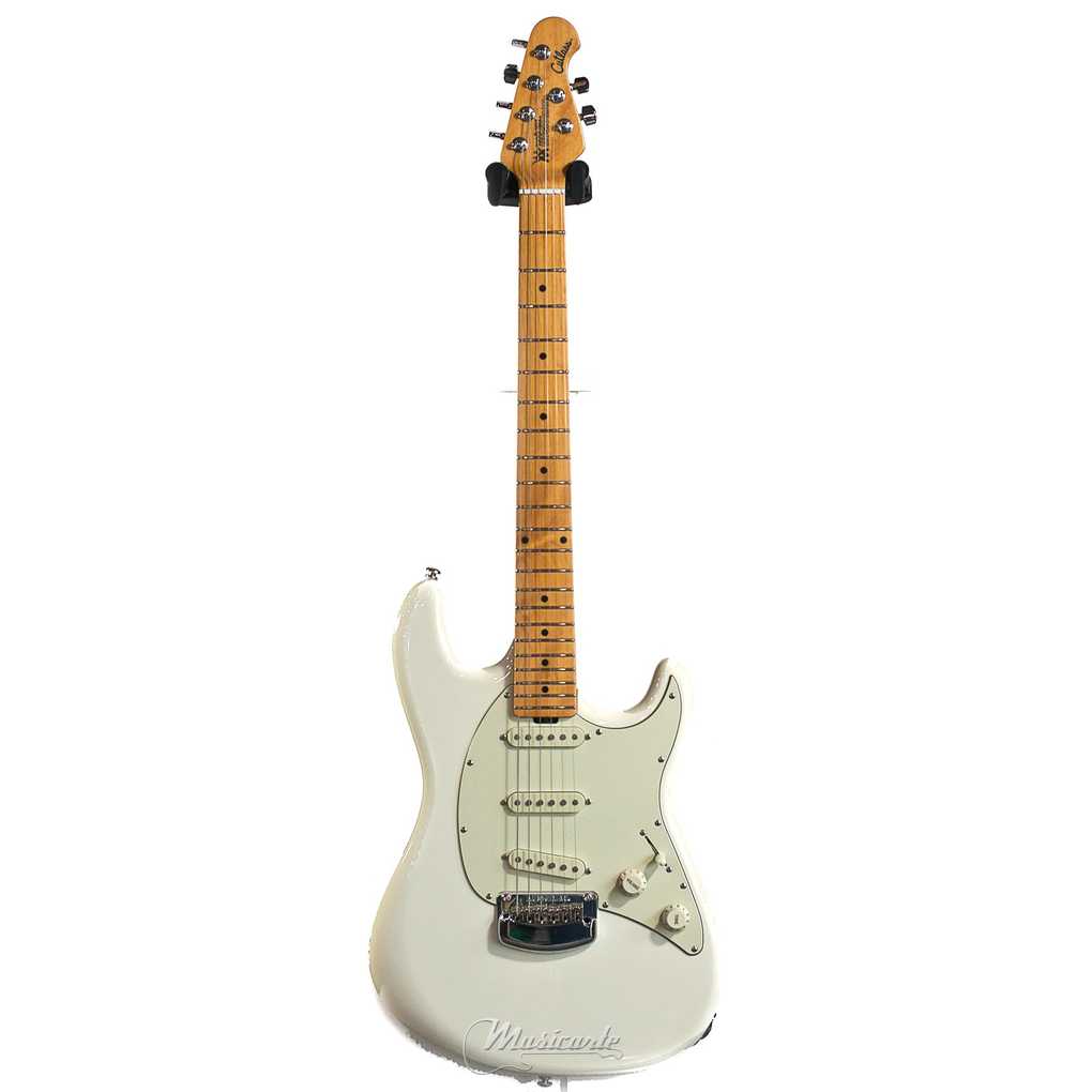 Music Man Cutlass Ivory White MN