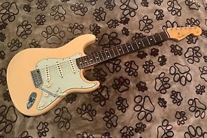 Fender Stratocaster 1962 Reissue Blonde / Cream / White - "Warmoth Body"