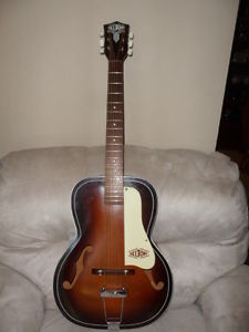 Beltone (Kay) Archtop 1940s-'50s? RARE! W/guitar case!!