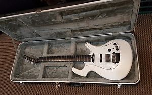 Parker Nitefly HSH White Electric Guitar with Hardshell Case