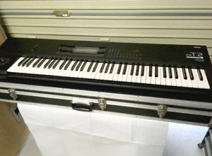 Used Korg T2 EX Music Workstation Synthesizer EMS Free tracking ship