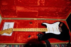 Fender Artist Jimi Hendrix Stratocaster Strat Guitar Little use