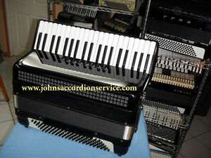 BREV  PIANO  ACCORDION ACCORDIAN AKORDEON