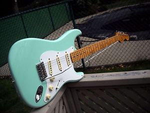 Fender Classic Series '50s Stratocaster Surf Green