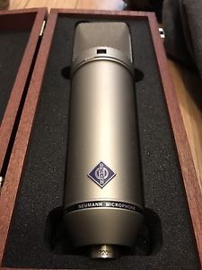 Neumann U 87 In box with Shock Mount **