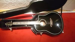 Westerngitarre Breedlove Black Magic D25 Stage Gitarre Akustik