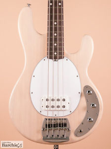 MUSIC MAN StingRay Classic Used  w/ Hard case