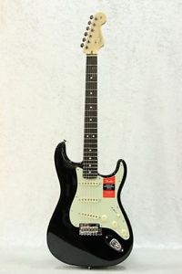 NEW Fender American Professional Stratocaster, Rosewood Fretboard / Black /512