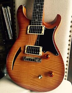 PRS SE Custom 22 Semi-Hollow w/ Gig Bag