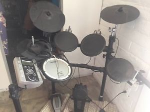 Roland TD-9 V Drums. GREAT CONDITION!