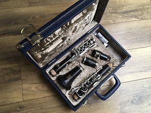 SUPERB BOOSEY AND HAWKES EMPEROR Bb CLARINET FULLY OVERHAULED