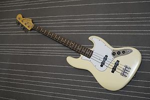 Squier Fender JV Serial Jazz Bass Guitar 1984 Made In Japan - AMAZING CONDITION!