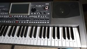 Korg PA900 Arranger Keyboard with 61-Note Semi-Weighted Keys