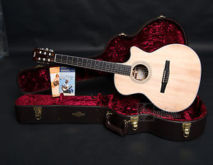 Taylor 414ce-NR Rosewood Konzertgitarre Nylon