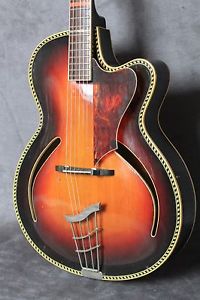 guitare demi caisse de jazz vintage sunburst Allemande année 50