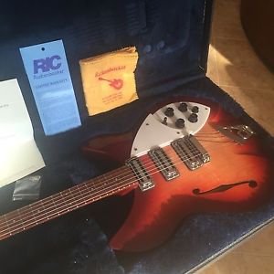 RICKENBACKER  - PETE TOWNSHEND LIMITED EDITION 1997PT - #114 of 250 - IMMACULATE