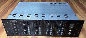 Universal Audio 4110 Precision Class A Microphone Preamp