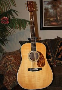 2005 MARTIN D-35 Acoustic/Electric Guitar Deep Warm Tone, Plug In & Turn It Up!
