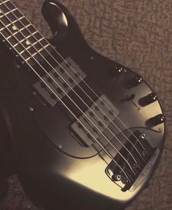 Ernie Ball Stealth Black Music Man StingRay 5HH Hum-buckers Coil-Splitting Bass