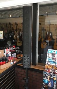 Store Demo Fishman SA330X Performance Audio System / Acoustic Guitar Amplifier