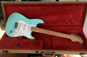 FENDER CUSTOM SHOP VINCE CUNETTO RELIC 1960 STRATOCASTER SEA FOAM GREEN