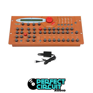 Waldorf Microwave XT 10 Voice Synth SYNTHESIZER - USED - PERFECT CIRCUIT