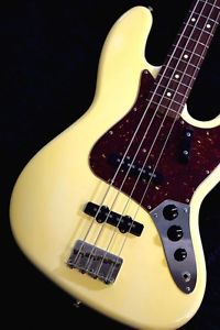 Fender American Vintage '62 Jazz Bass -Olympic White Electric Bass Guitar