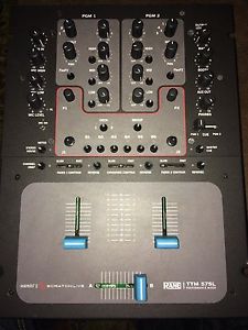 Rane TTM 57SL Pro Digital Mixer Rane DJ W/ Serato Scratch Live W/ Case & Cables