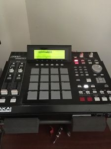 AKAI MPC 2500