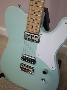 Fender telecaster cabronita: lots of watchers already - why not get in touch?