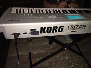 KORG Triton Studio 61 keys Workstation Sampler