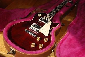 VINTAGE 1991 GIBSON LES PAUL STANDARD. MADE IN USA. WINE RED WITH CASE.