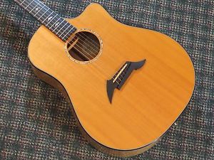 Breedlove USA Custom Shop Performance Focus Maple D Acoustic/Electric Guitar!
