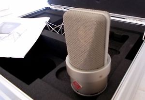 Neumann TLM103 mic with case, shock mount and free Mogami 25' gold mic