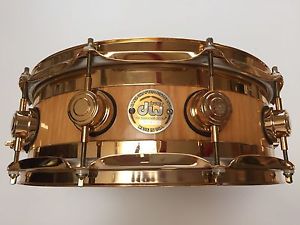 DW Drum Workshop 14" x 5.5" Exotic Edge Snare Drum in Curly Maple, Gold HW.